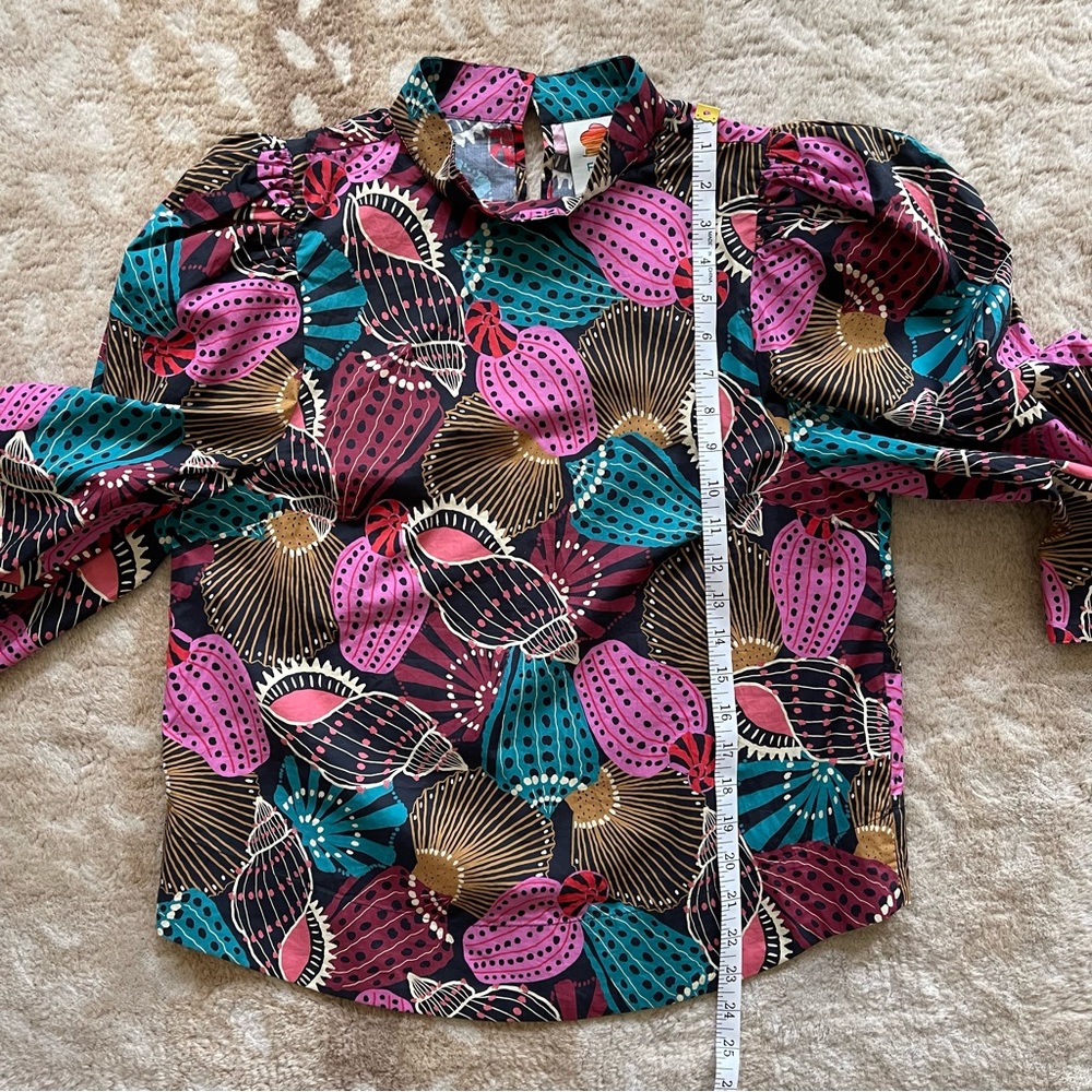 Farm Rio Shell Mix Long Cuff Blouse In Multi Size Medium New With Tags - Picture 5 of 13